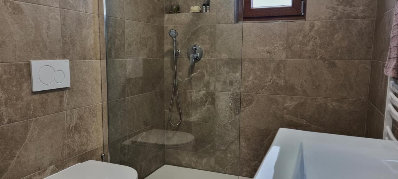 רוביני N&G Apartments מראה חיצוני תמונה