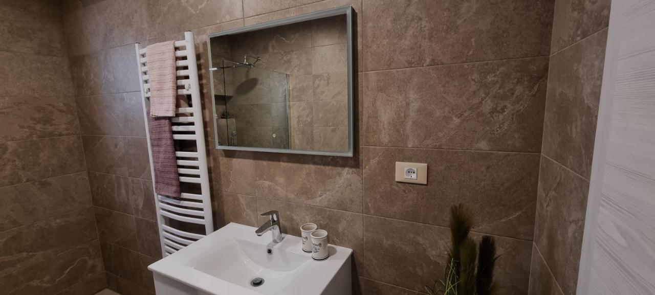 רוביני N&G Apartments מראה חיצוני תמונה